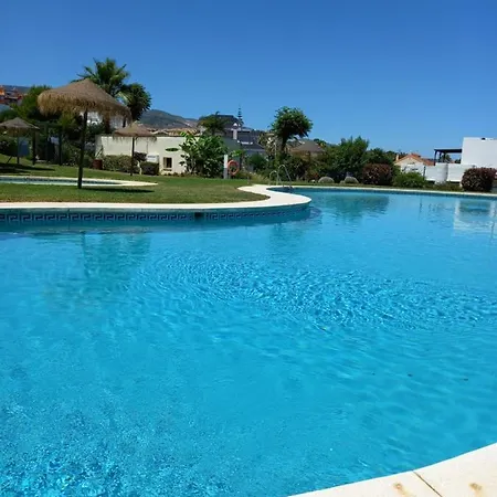Terraza Vista: Amplio Apartamento Moderno con Vistas Exclusivas Benalmadena Exterior photo